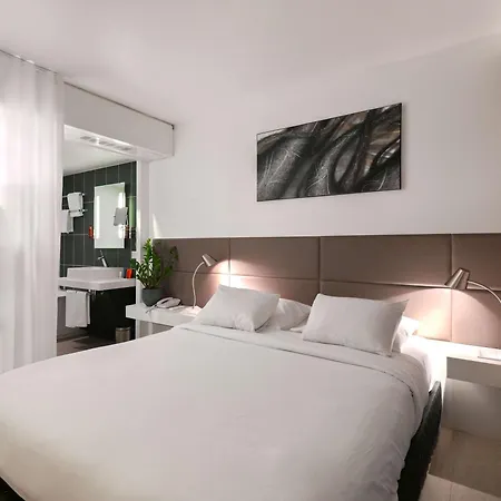 Novotel Suites Paris Issy Les Moulineaux Exterior photo